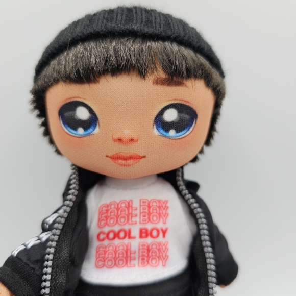 Na! Na! Na! Surprise Teens Cool Boy Doll 7" w/Outfit - Picture 1 of 3